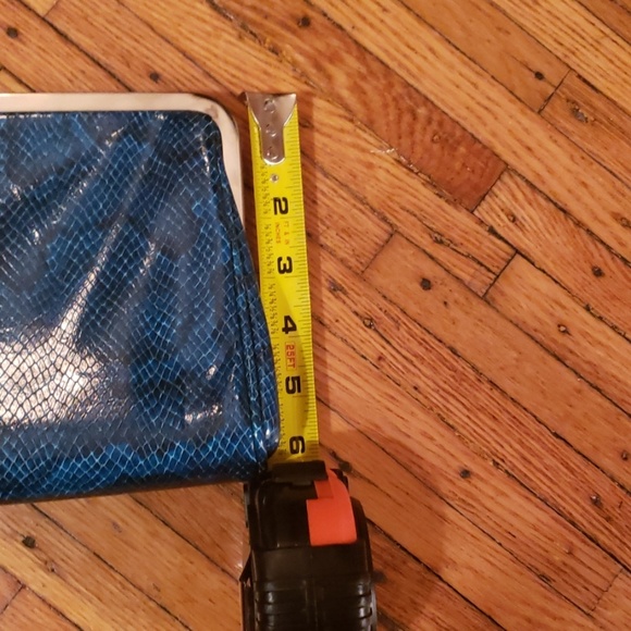 Candies Clutch - Picture 7 of 8